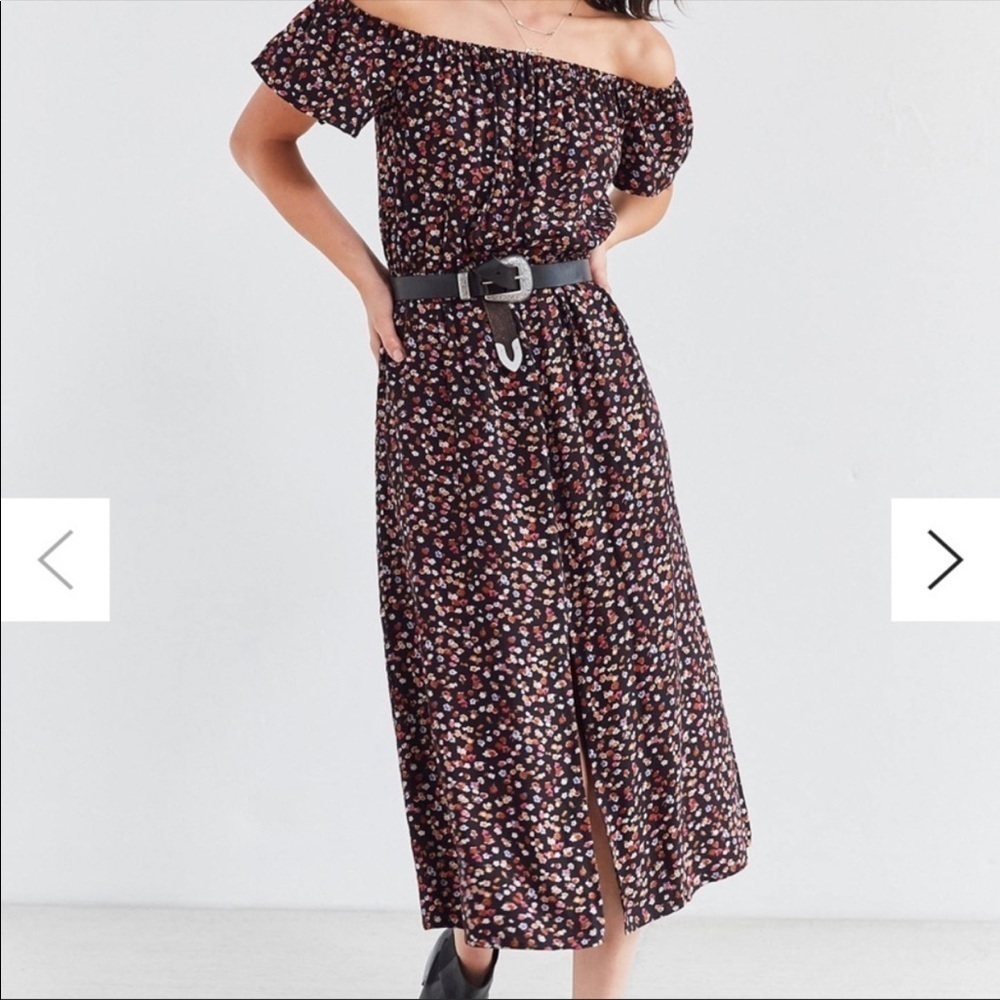Urban Outfitters Kimchi Blue off the shoulder floral midi dress